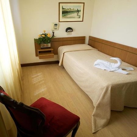 Hotel Roma Ravenna Esterno foto