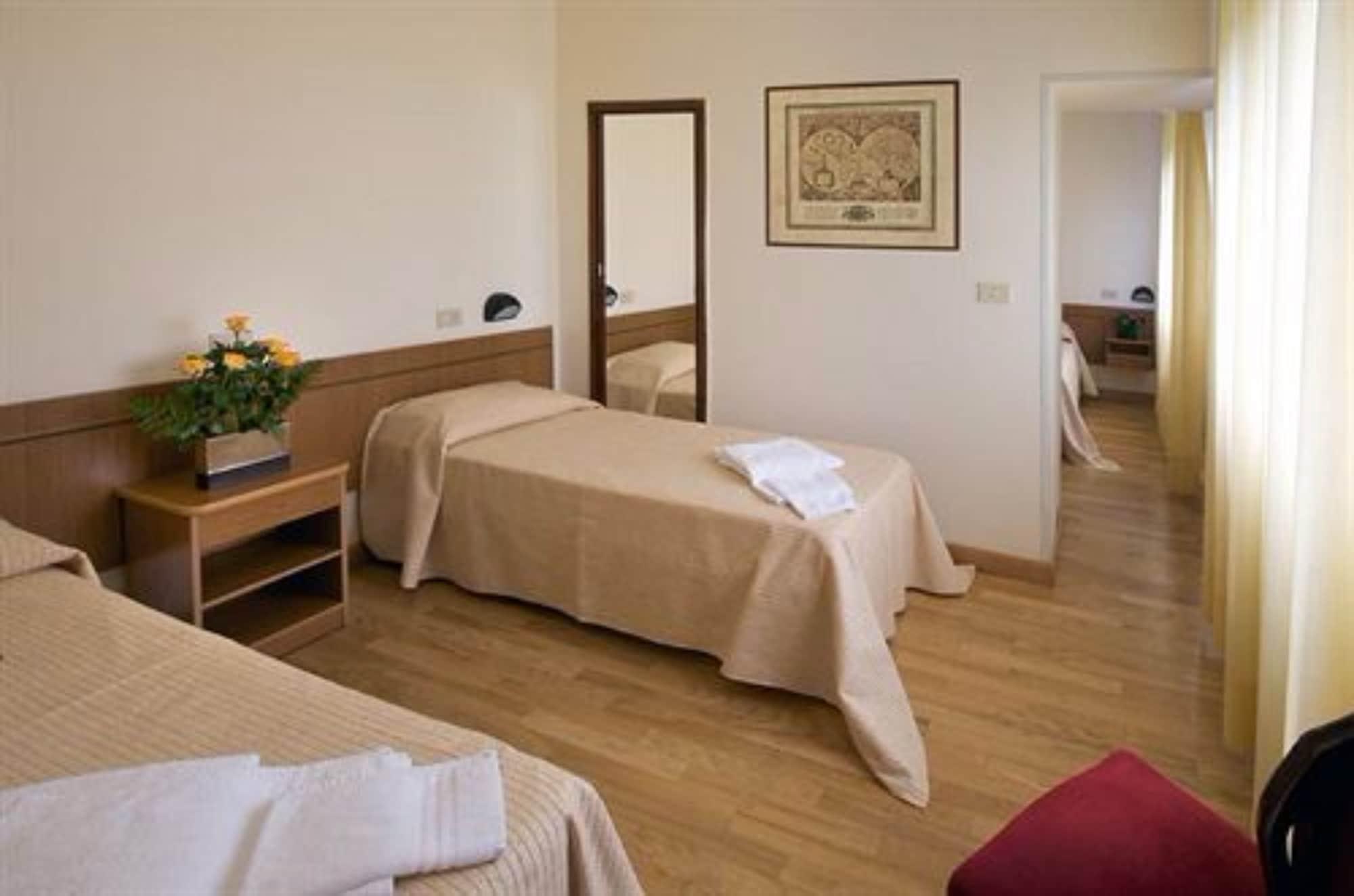 Hotel Roma Ravenna Esterno foto