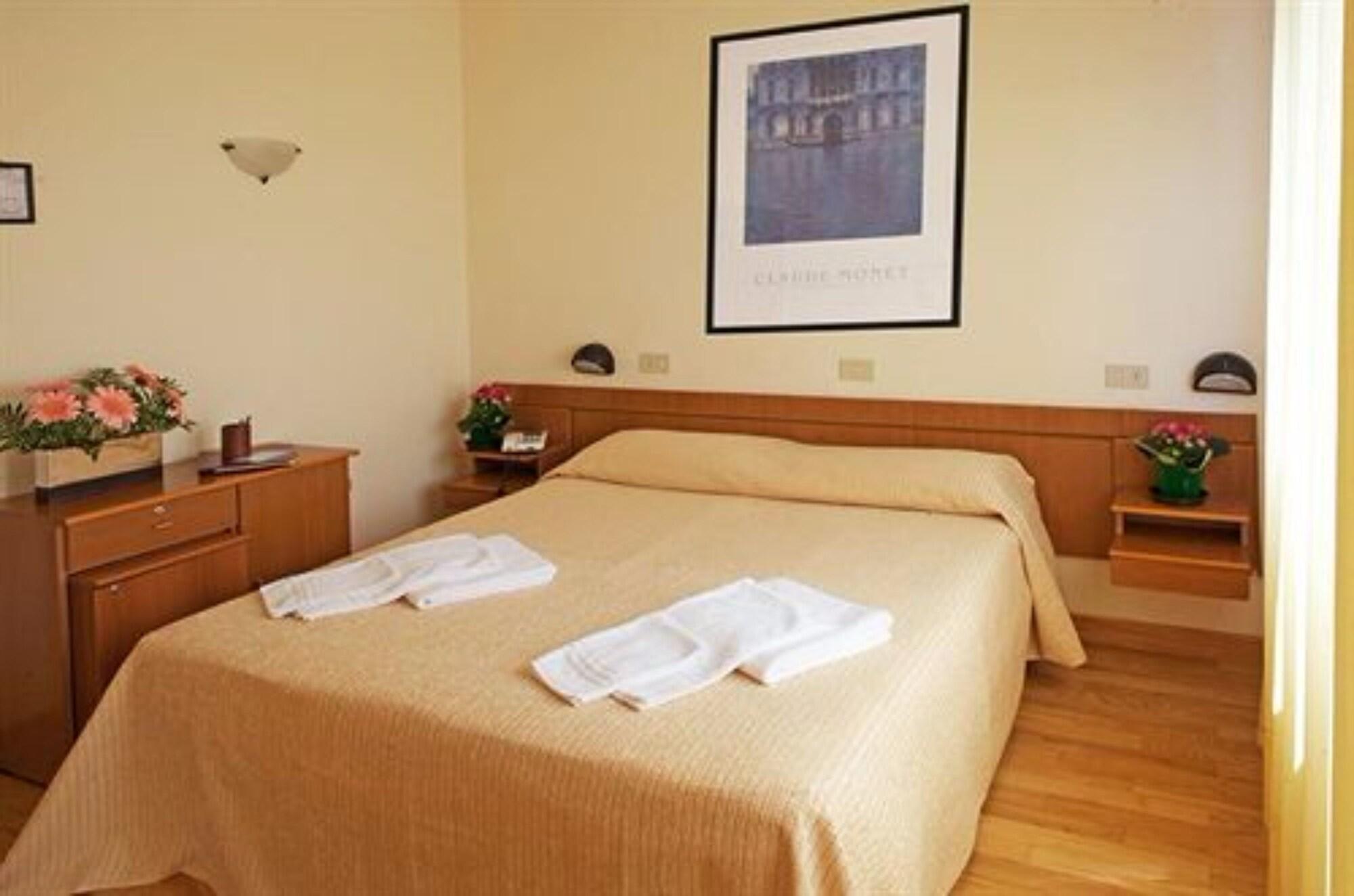 Hotel Roma Ravenna Esterno foto