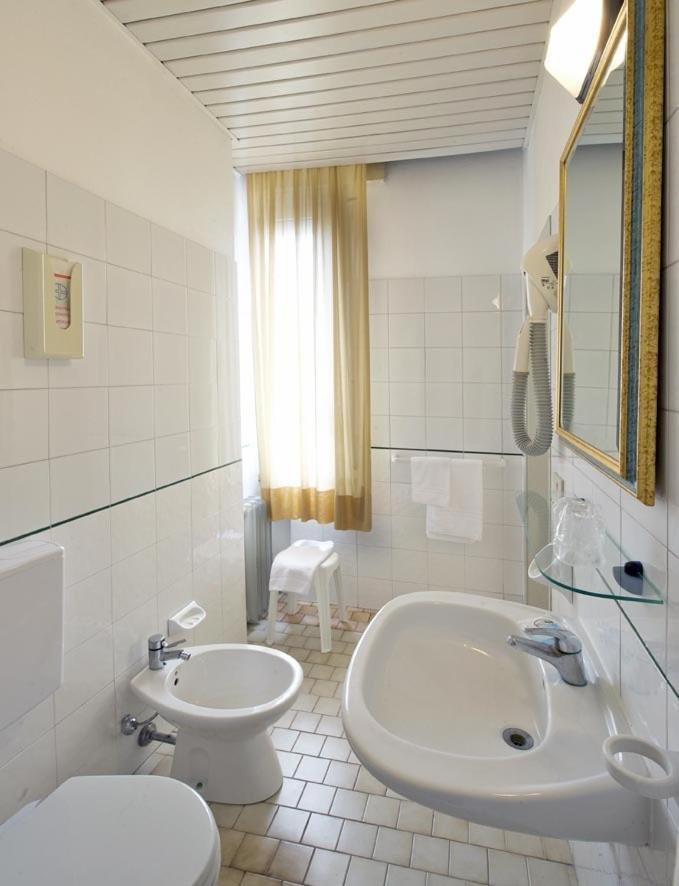 Hotel Roma Ravenna Esterno foto