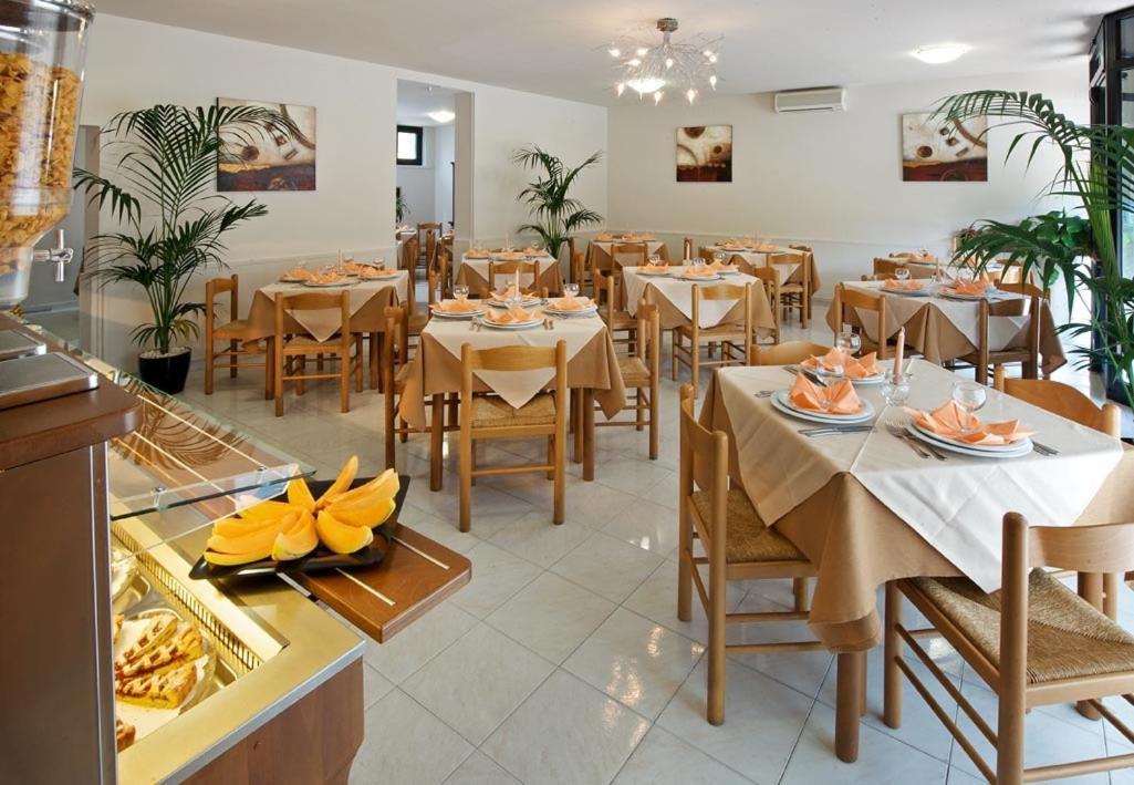Hotel Roma Ravenna Esterno foto
