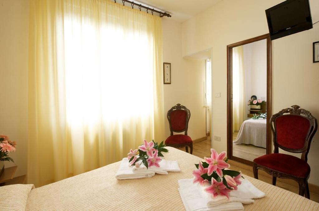 Hotel Roma Ravenna Camera foto